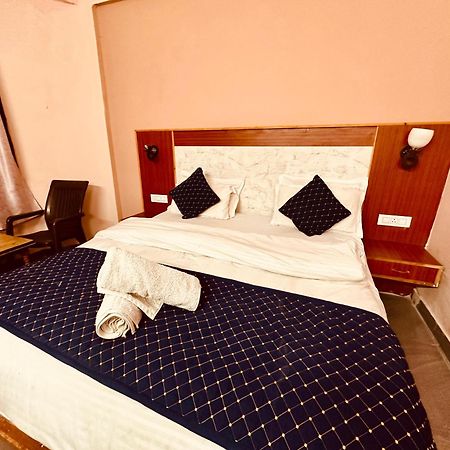 Hotel D Kanchan Manali Luaran gambar