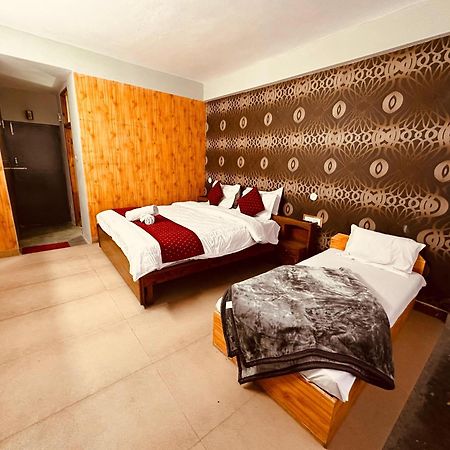 Hotel D Kanchan Manali Luaran gambar