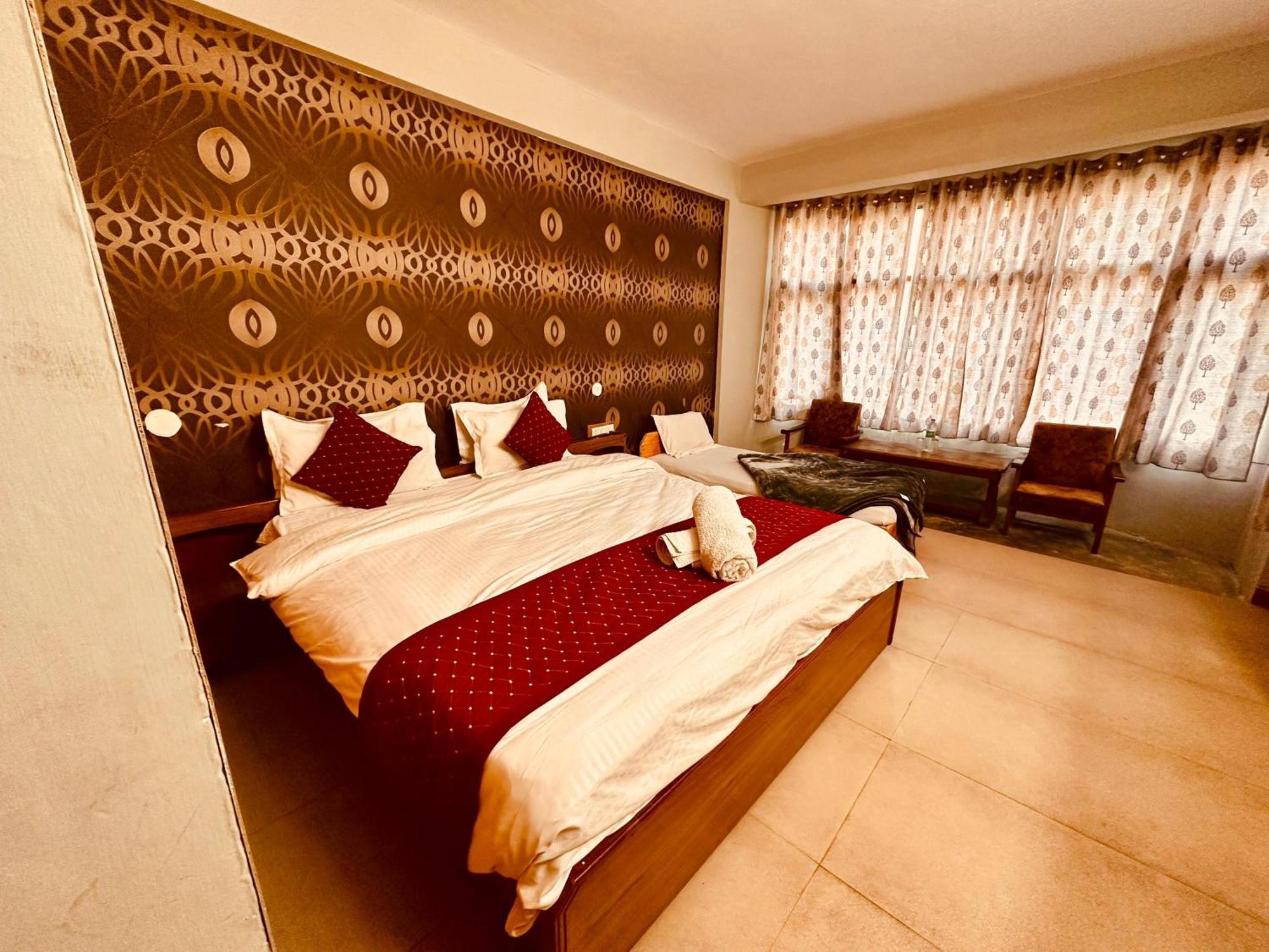 Hotel D Kanchan Manali Luaran gambar