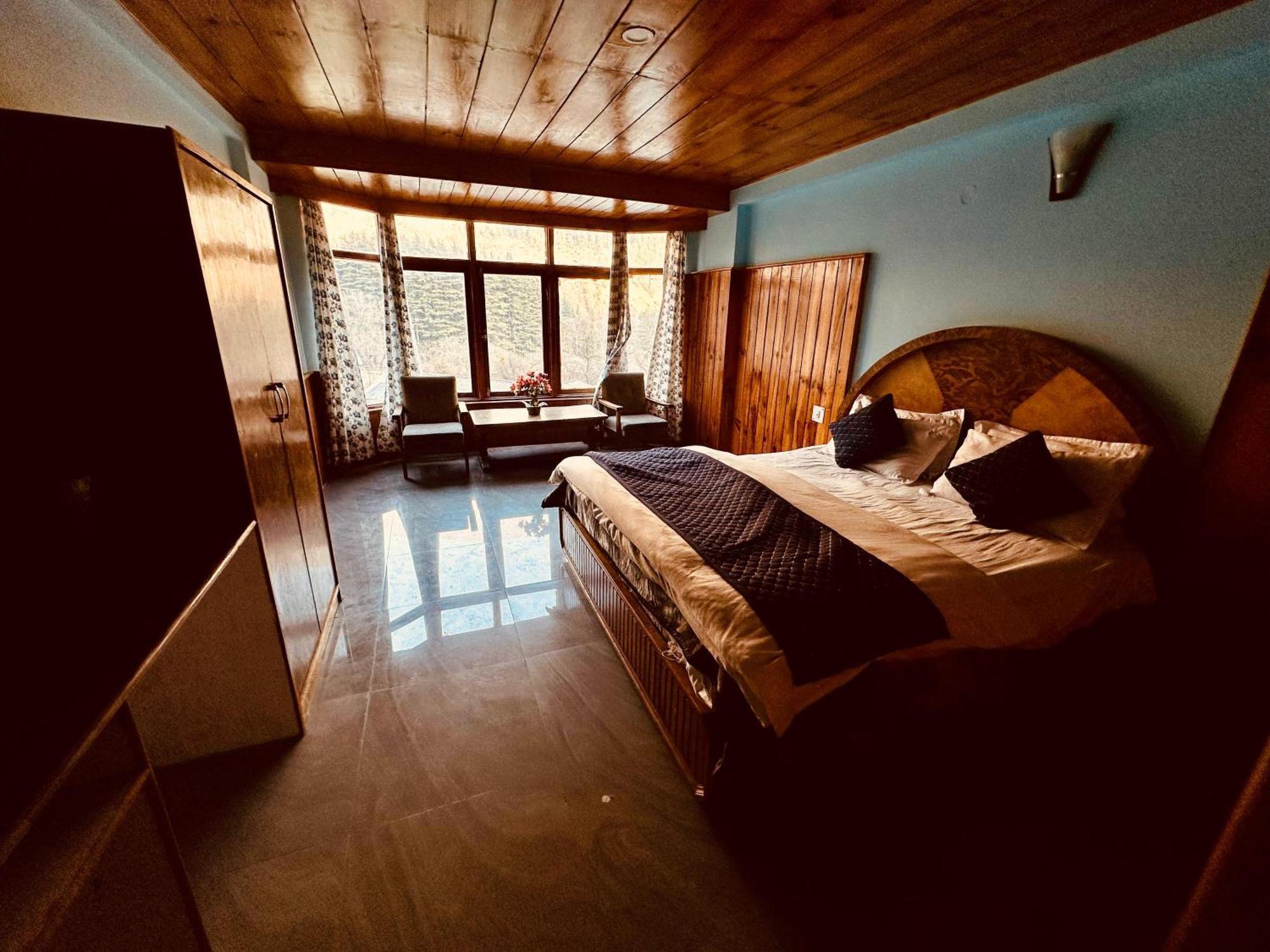 Hotel D Kanchan Manali Luaran gambar