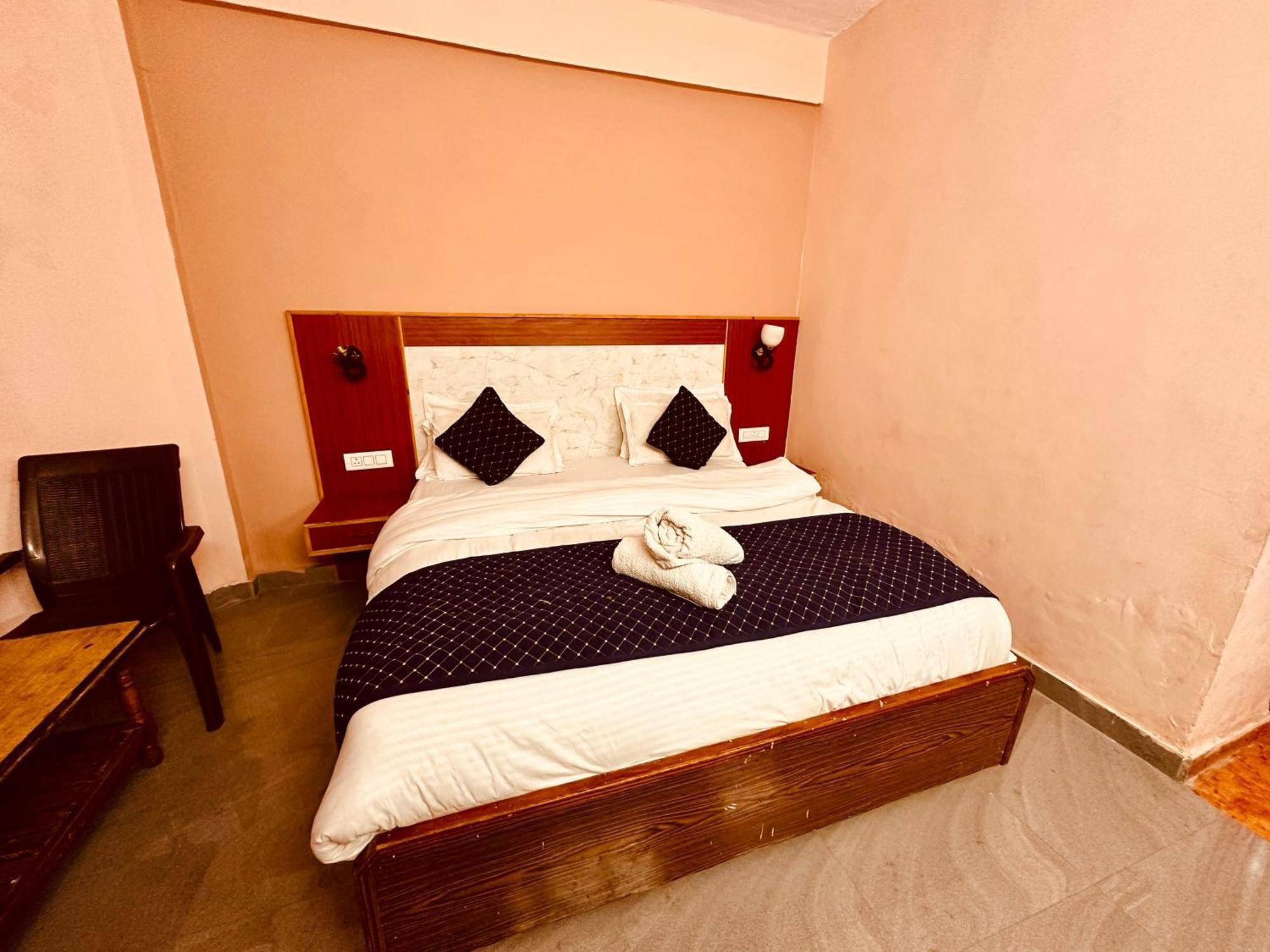 Hotel D Kanchan Manali Luaran gambar