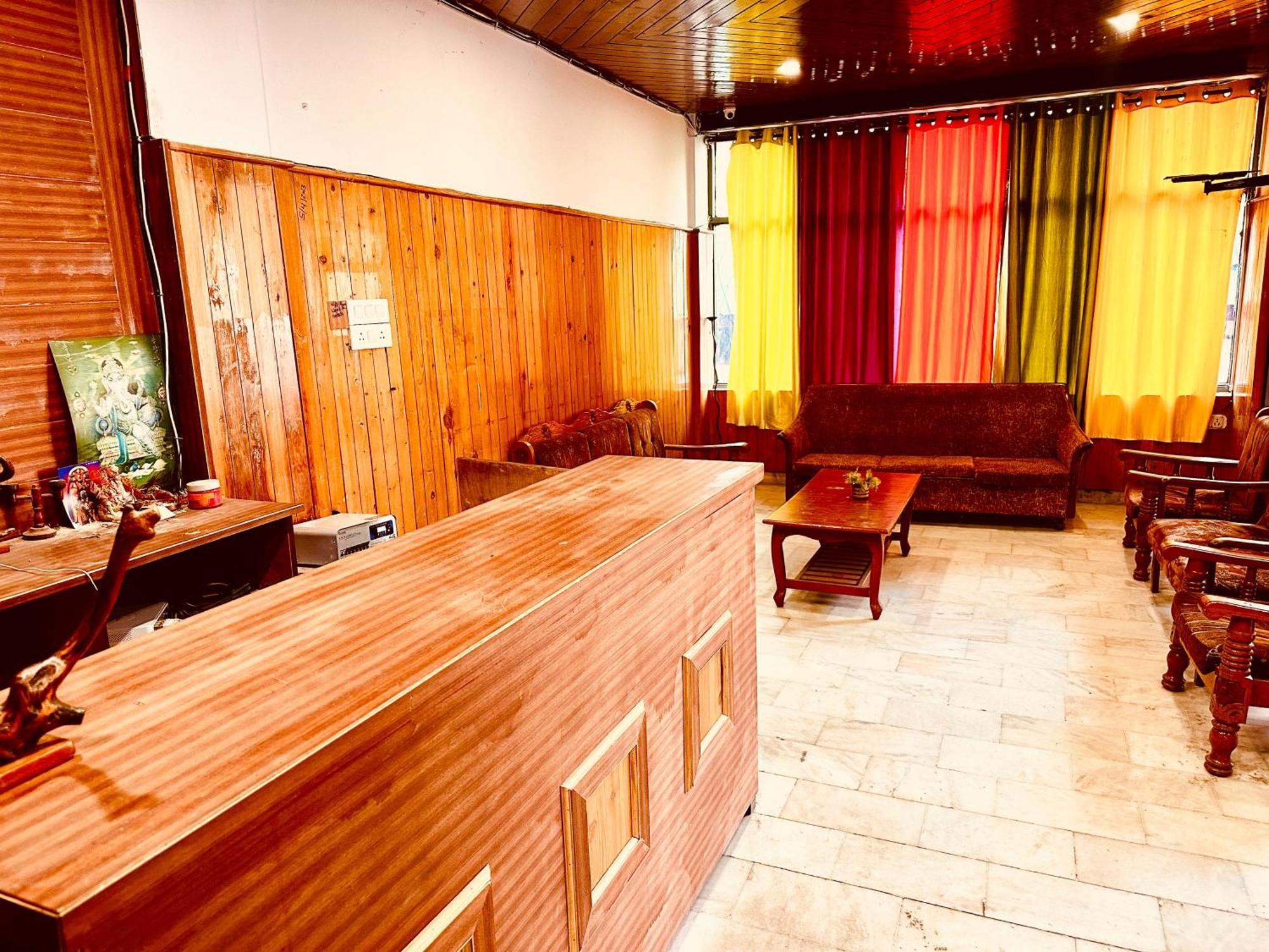 Hotel D Kanchan Manali Luaran gambar