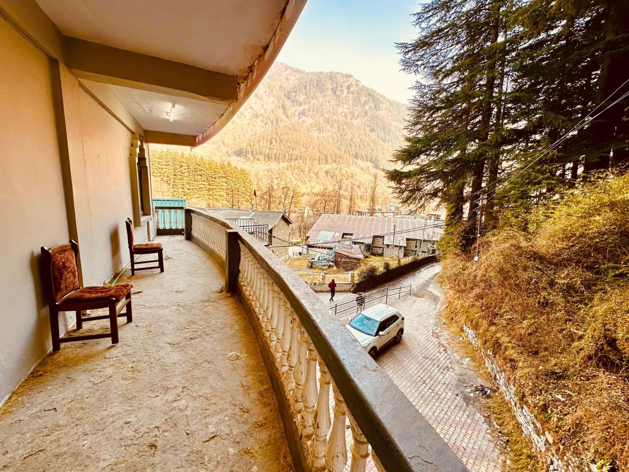 Hotel D Kanchan Manali Luaran gambar